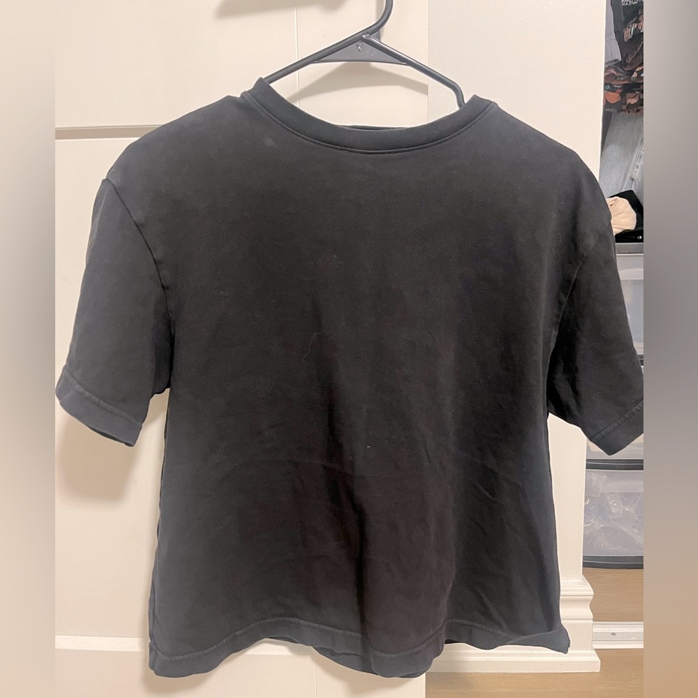 Ladies Size Small Hudson North Mid Length TShirt- Slightly Faded Amazing Quality